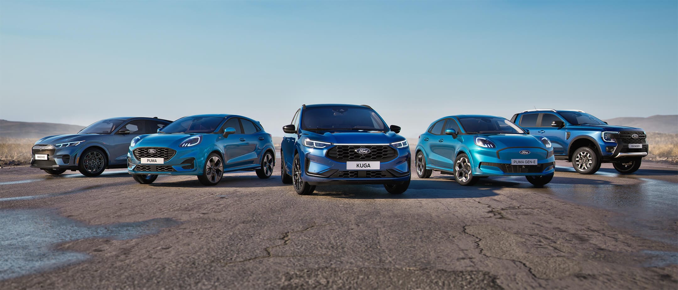 Line-up van voertuigen met Ford BlueCruise voor handsfree rijden, waaronder Mustang Mach-E, Puma, Kuga, Puma Gen-E en Ranger.