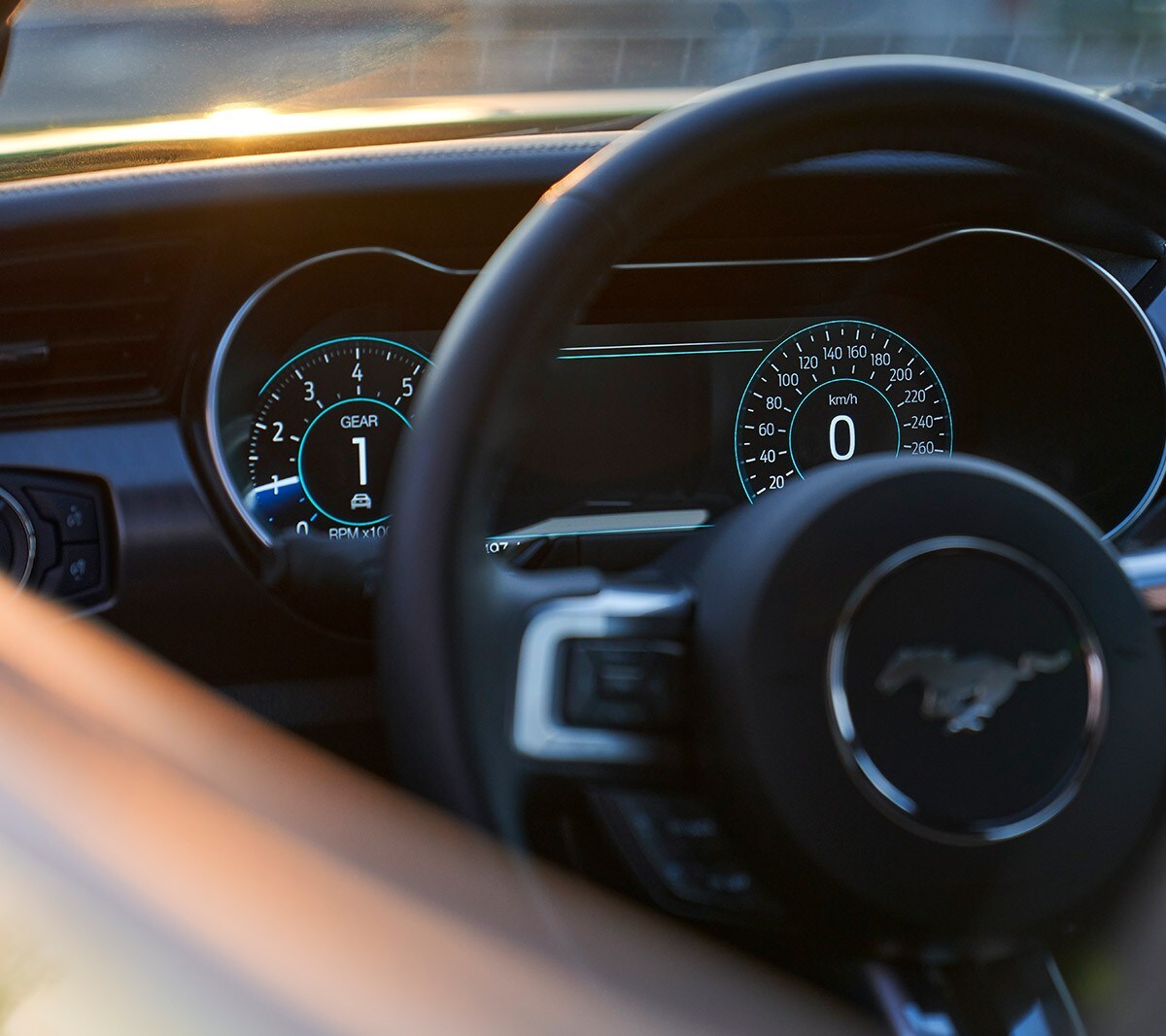 Het dashboard van de Mustang Mach-1 