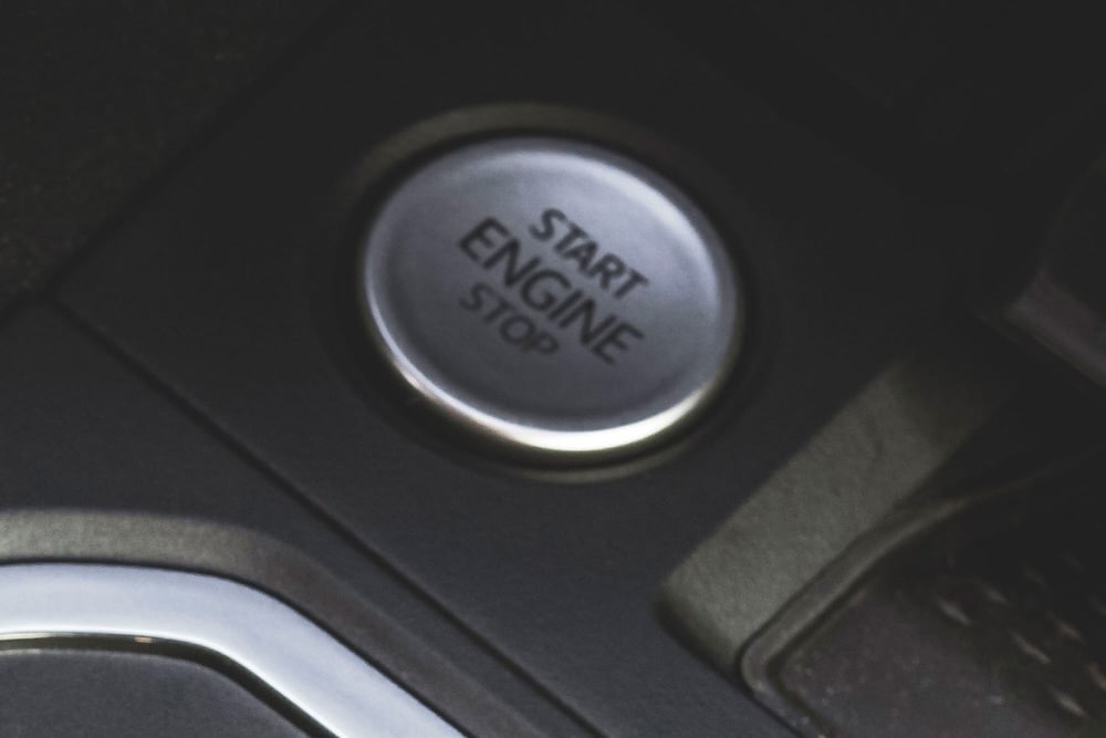 Ford Tourneo Connect PHEV met het Ford Keyfree-systeem op het dashboard
