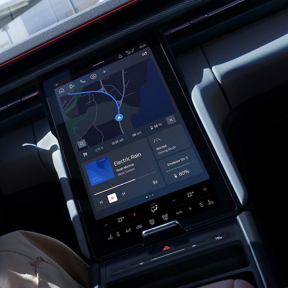 Close-up van het dashboard van een Ford Capri®, met daarop de verbonden navigatiemogelijkheden van de auto.