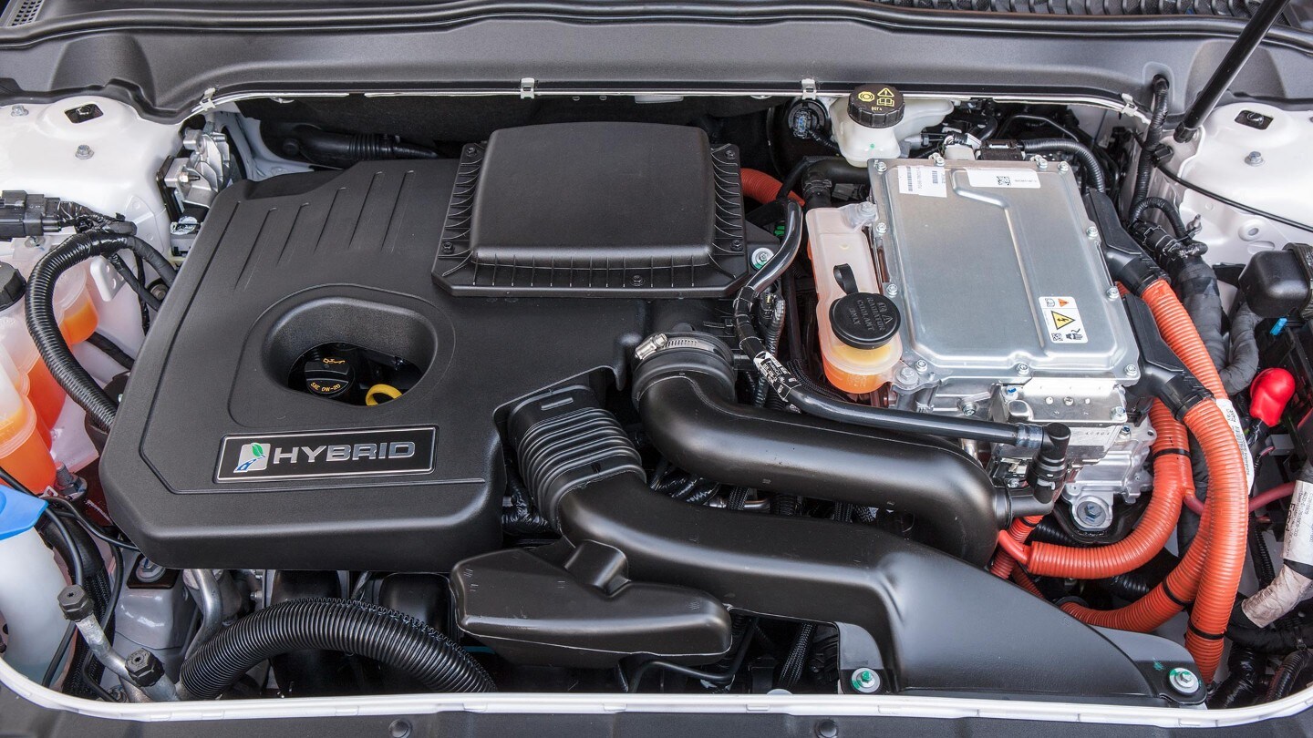 Hybrid vehicle engine
