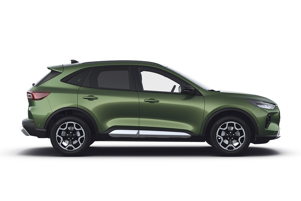 Een groene Ford Kuga, onderdeel van het assortiment gezinsauto's van Ford.