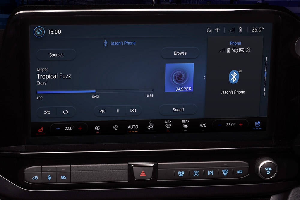 Infotainmentscherm in een Ford E-Transit Custom elektrische bestelbus.