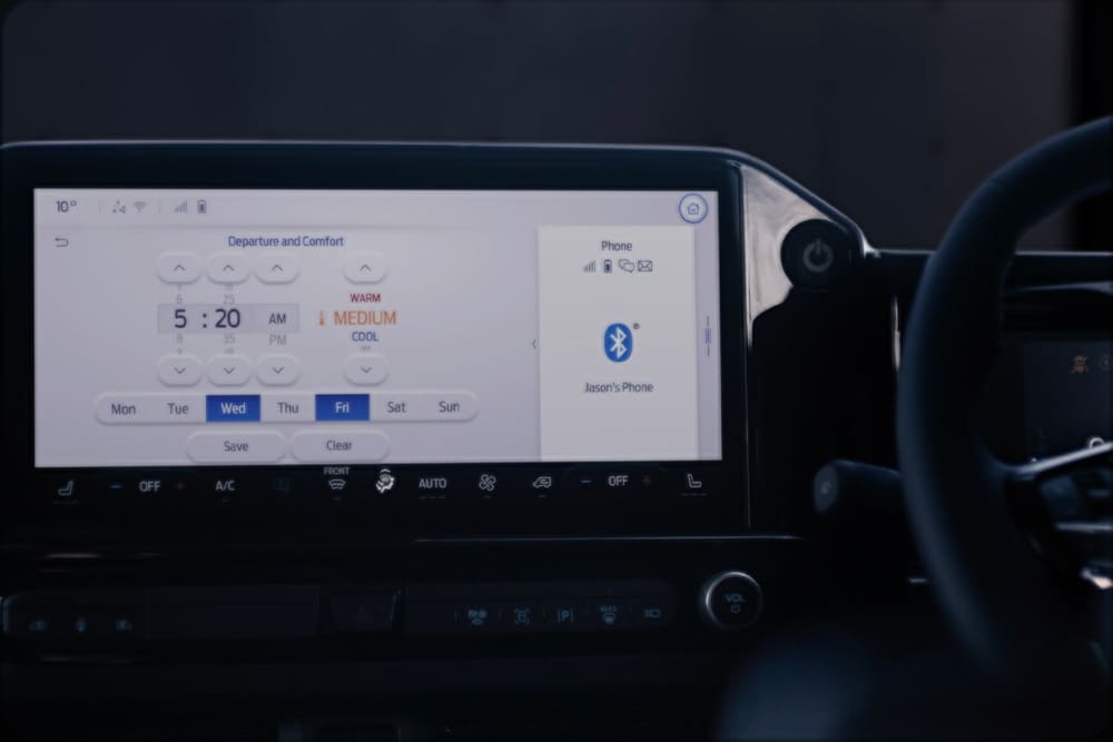 Infotainmentscherm in een Ford E-Transit Custom.